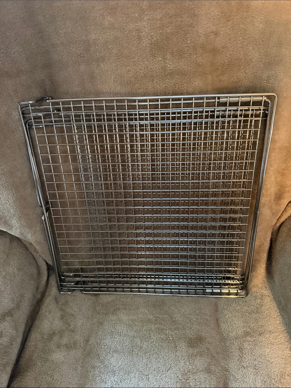 Extendable Chrome Wire Cooling Rack